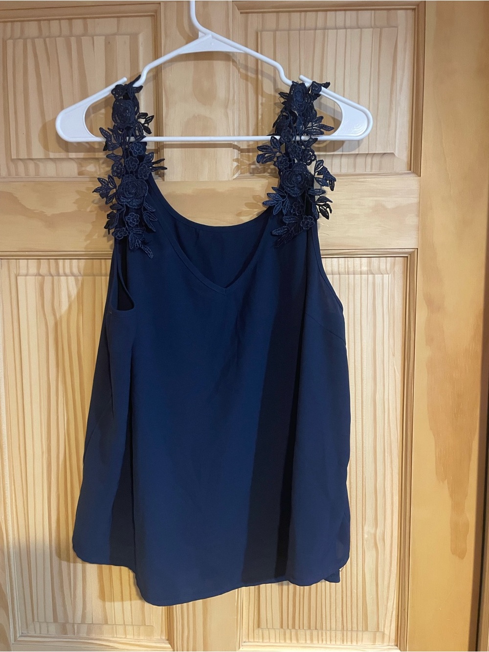 SHEIN Navy Floral Appliqué Strap Camisole